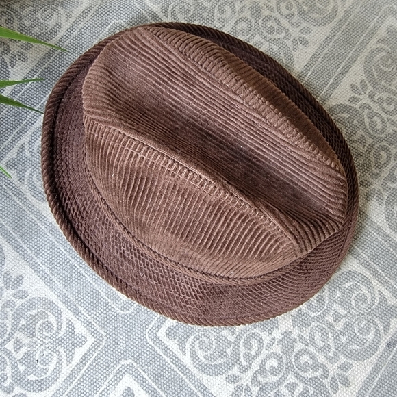 Vintage | Beacon Hill | S Brown Corduroy Fedora - Picture 8 of 12